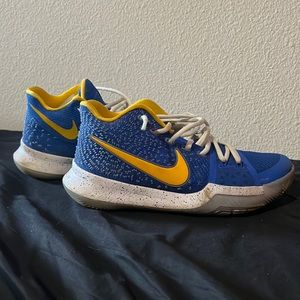 Custom Kyrie 2s basketball shoes mens size 7